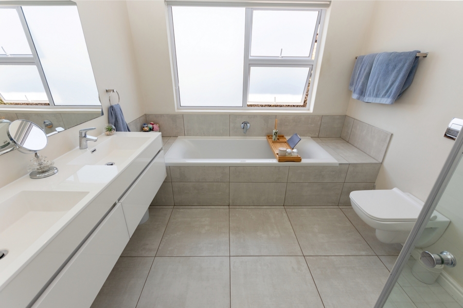 3 Bedroom Property for Sale in Langebaan Country Estate Western Cape